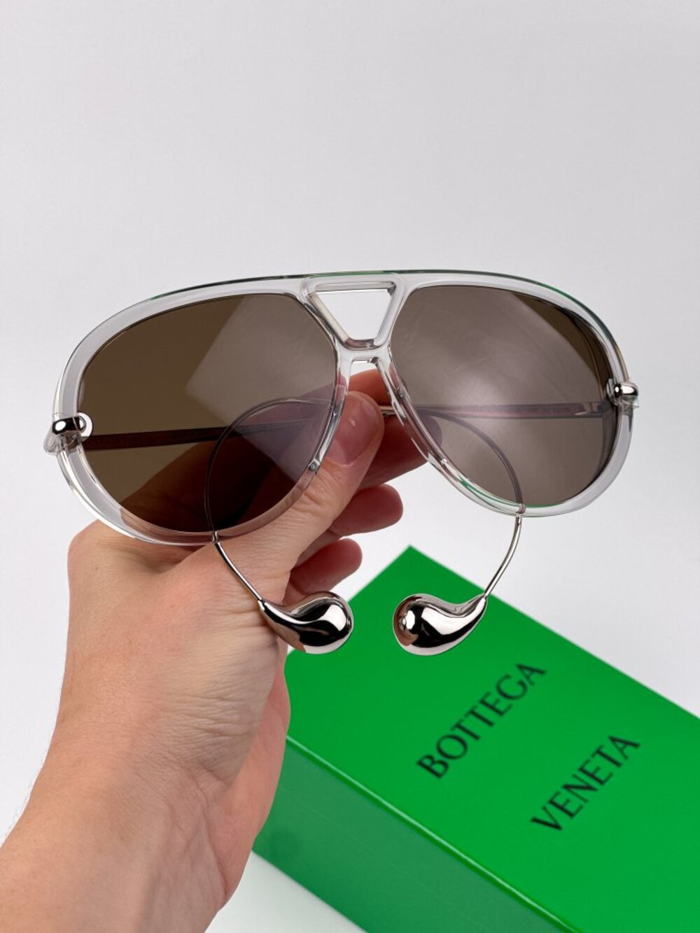 BOTTEGA VENETA BV1273S 009 TRANSPARENT GREY SILVER PILOT OVERSIZED SUNGLASSES